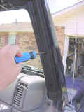 remove windshield molding